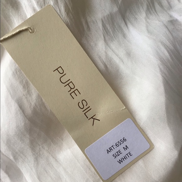 Women’s size medium pure silk NWT top / blouse - Picture 10 of 11